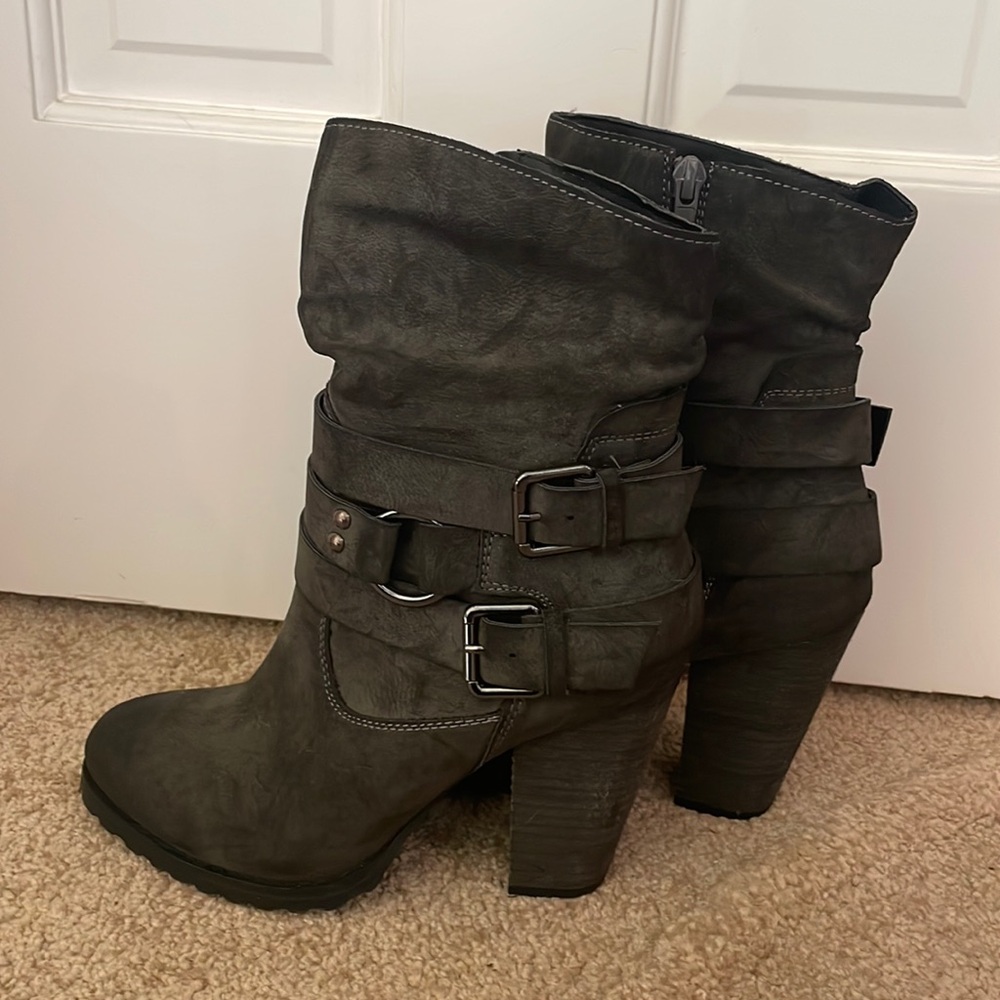 Penny Loves Kenny Gray Booties